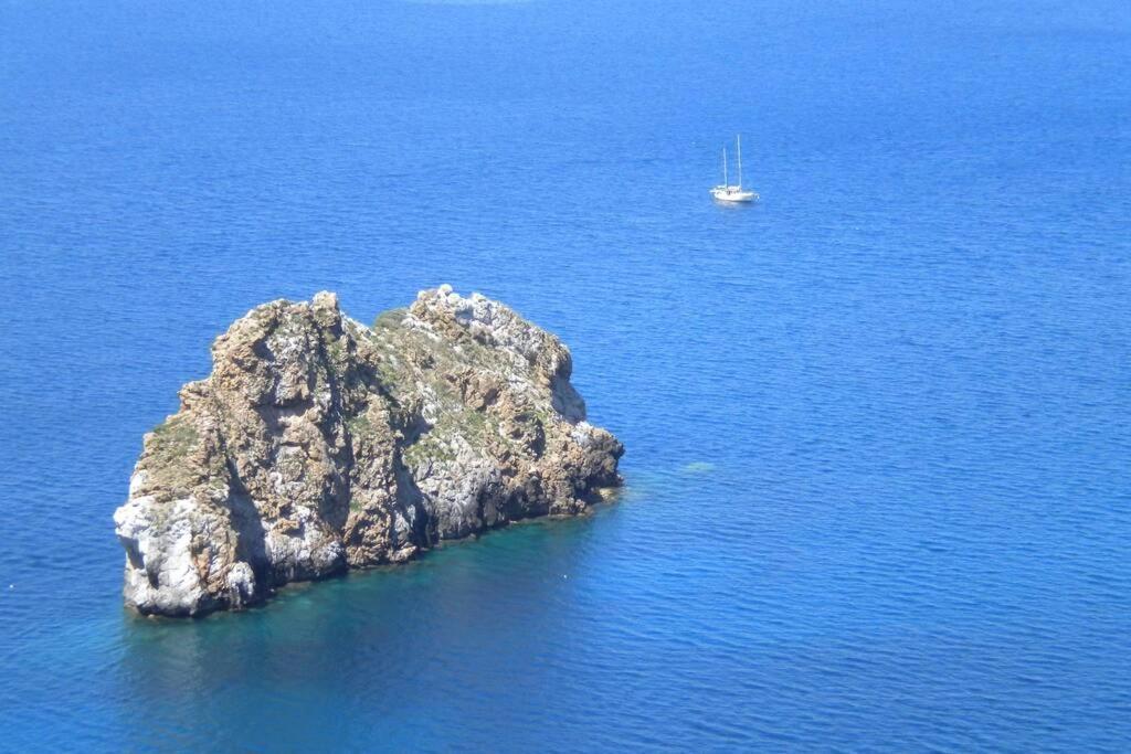 Villa Sul Mare Panorama Unico Nebida ภายนอก รูปภาพ